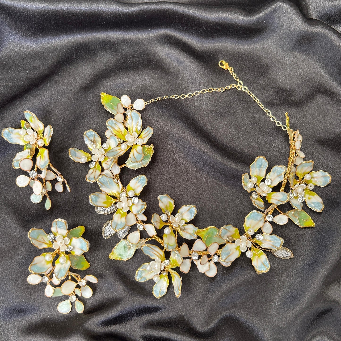 Kaylee Necklace & earrings