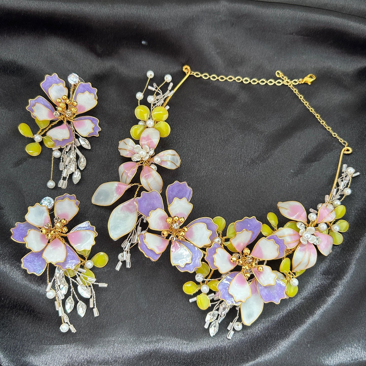 Gracie Necklace & earrings