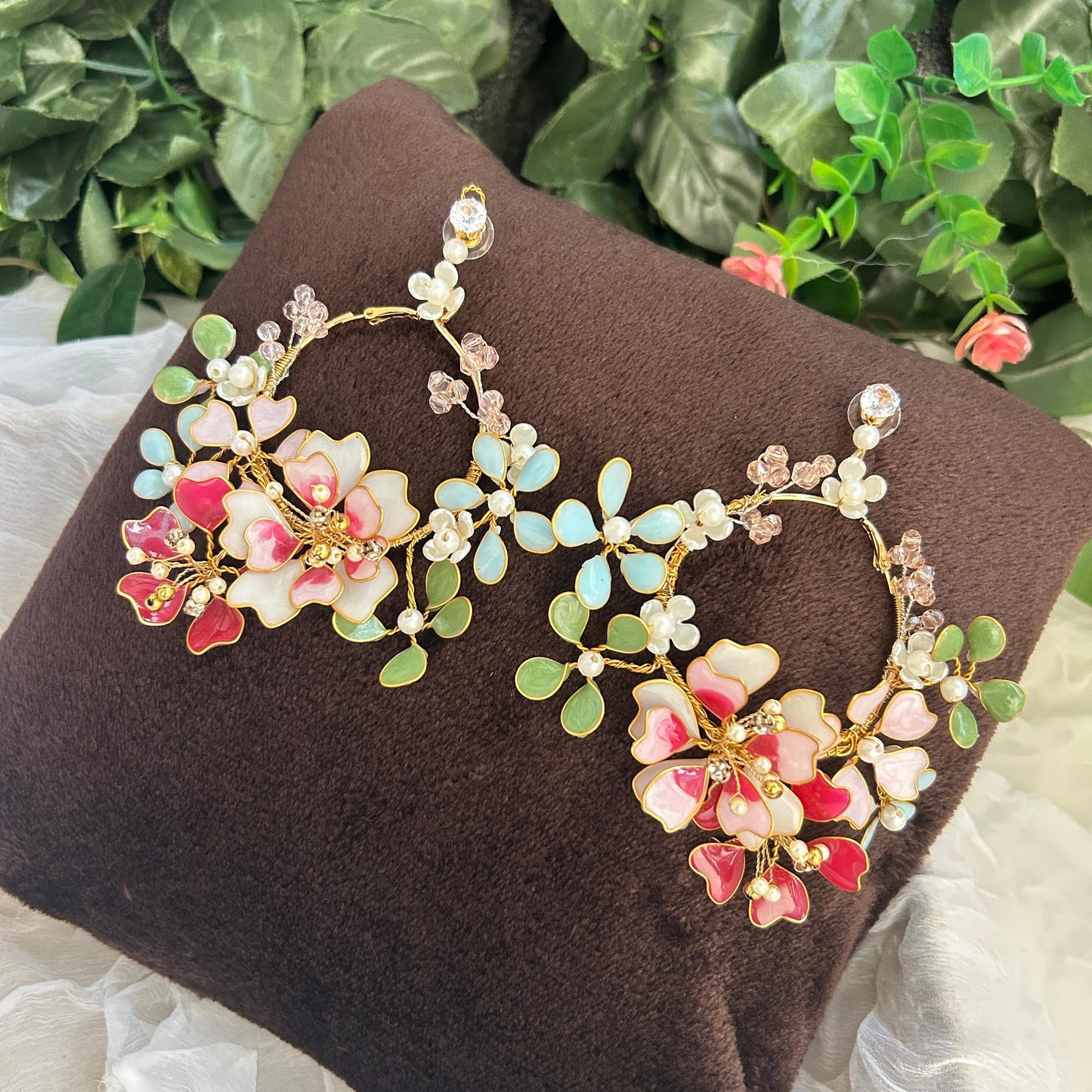 Amina Necklace & earrings