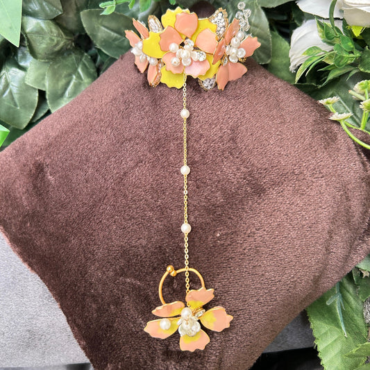 Camille hand Harness