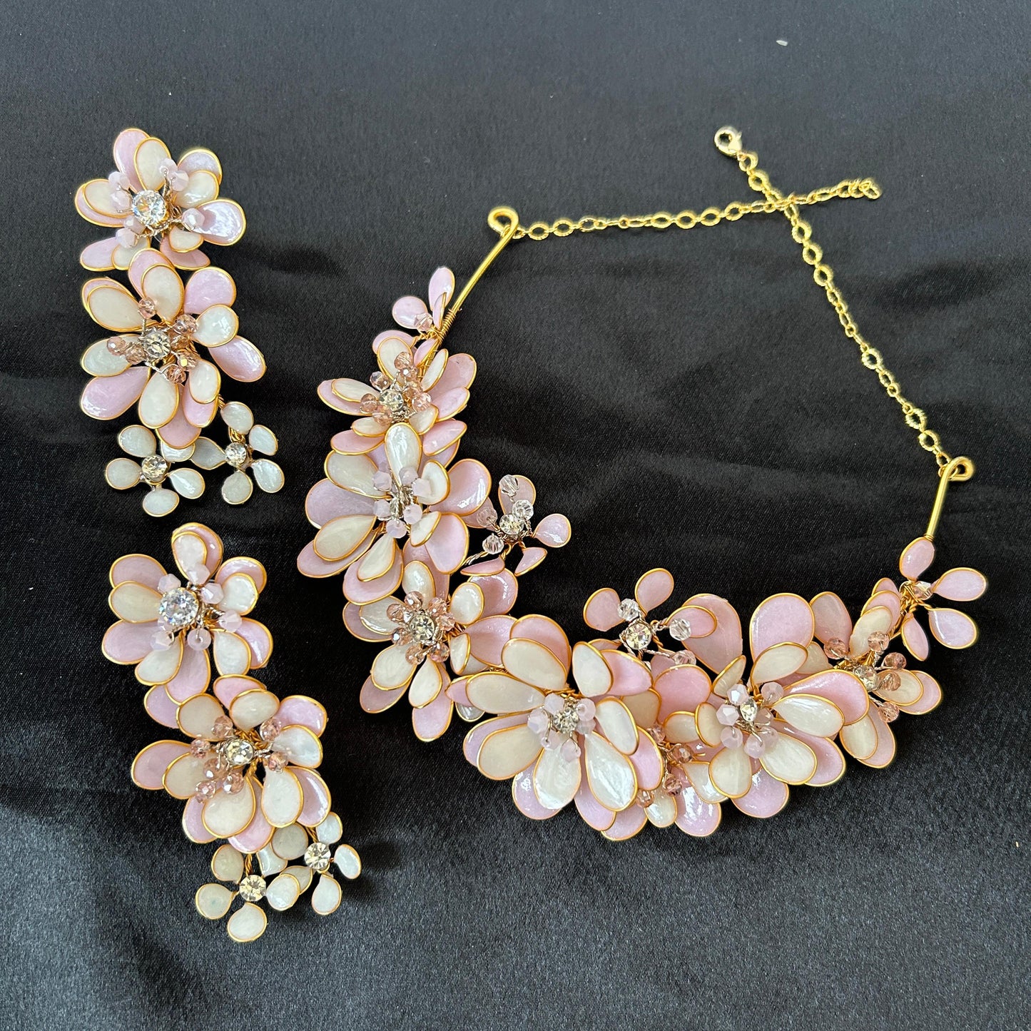 Luna Necklace & earrings