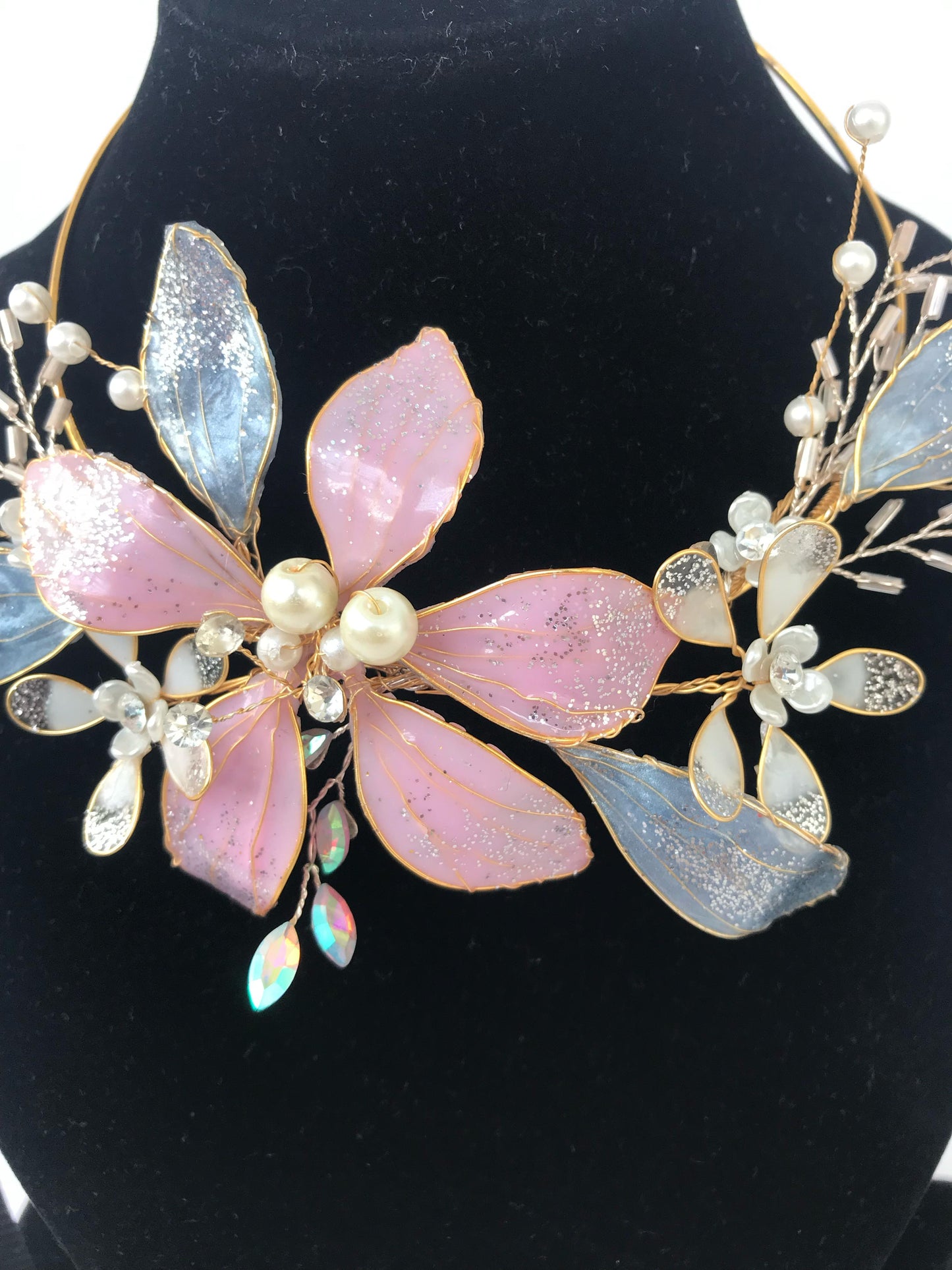 Everly Necklace & earrings