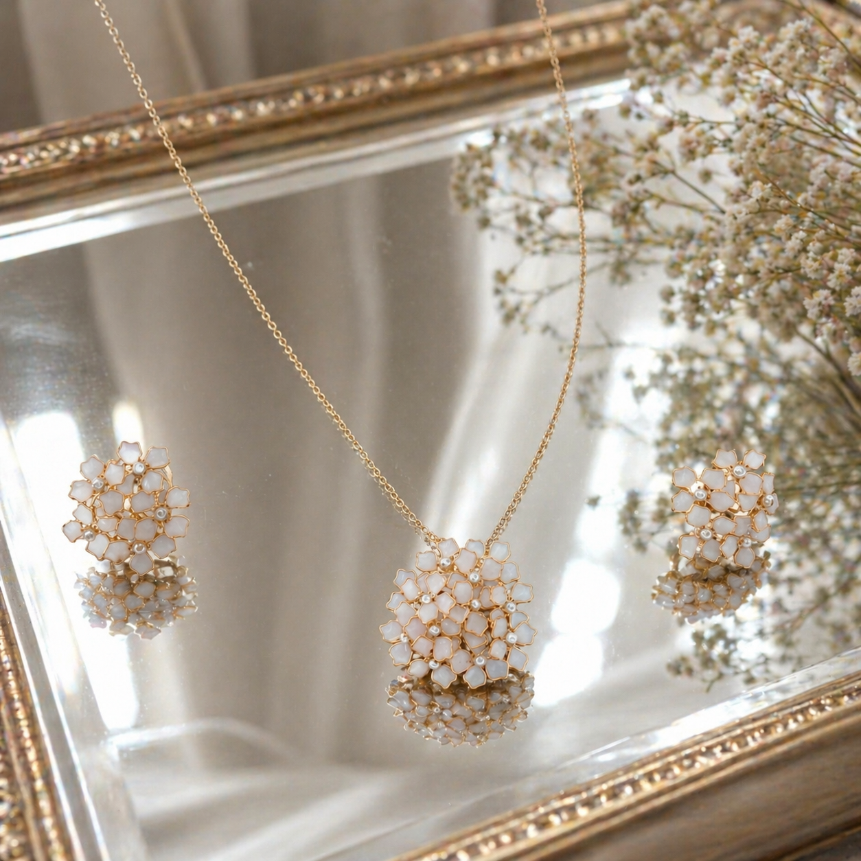 Alyssum Pendant & Stud