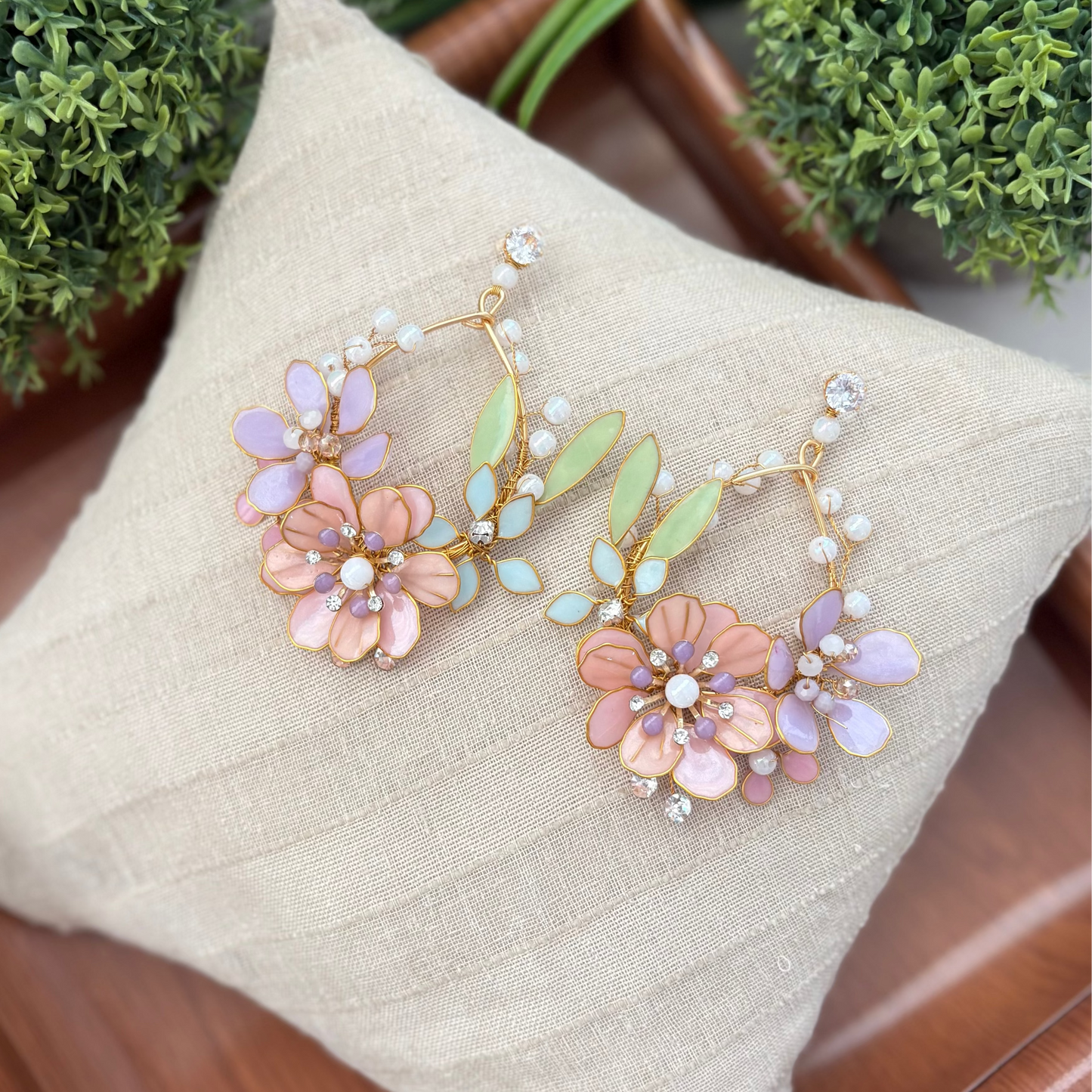 Valora Necklace & earrings