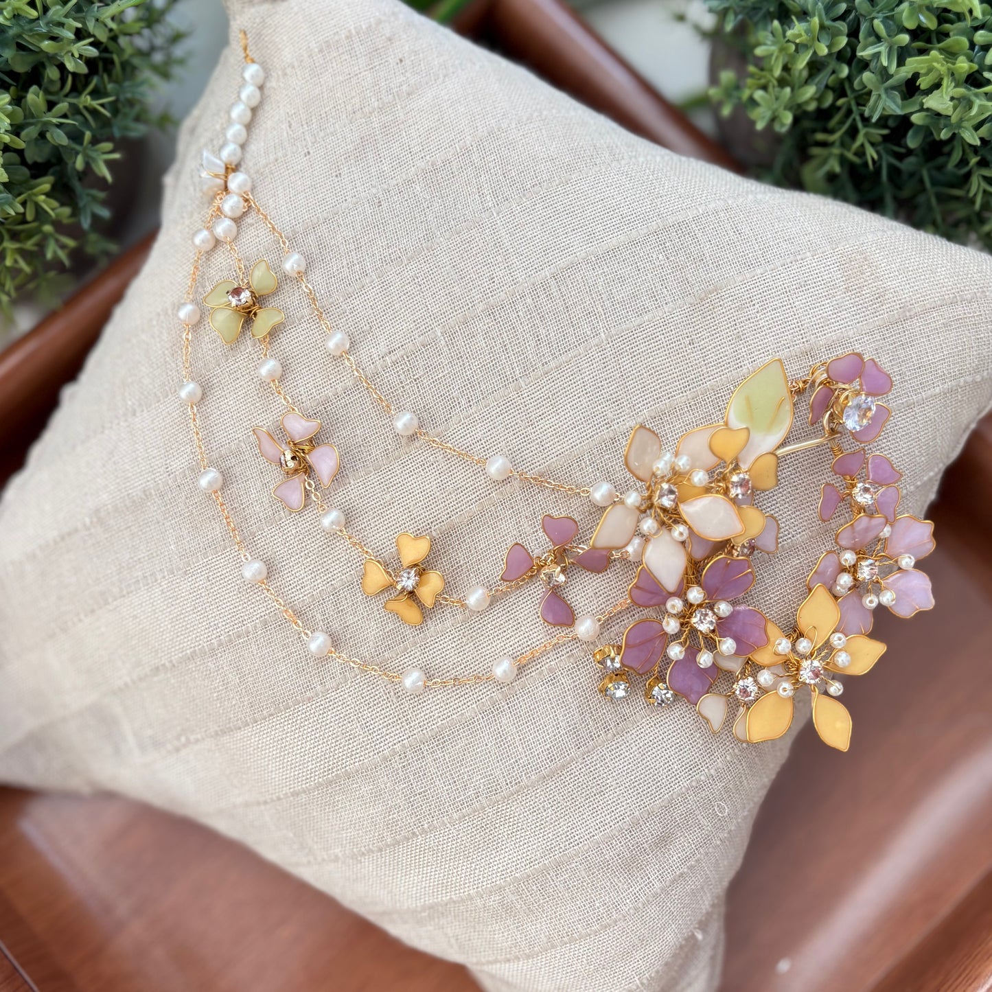Aura Necklace & earrings