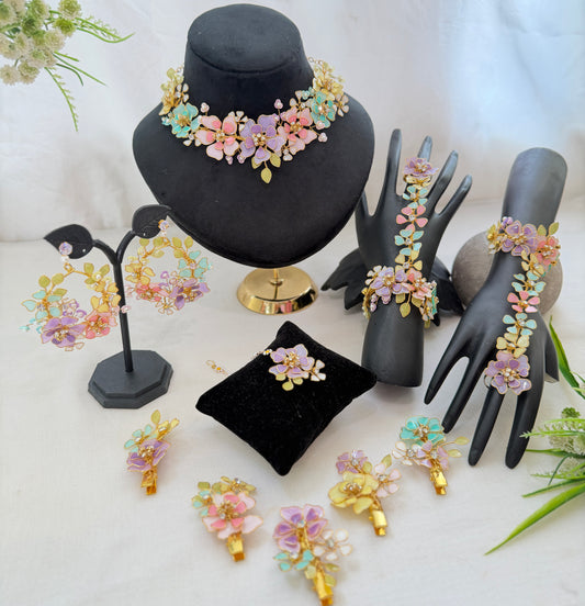 Vanya Set