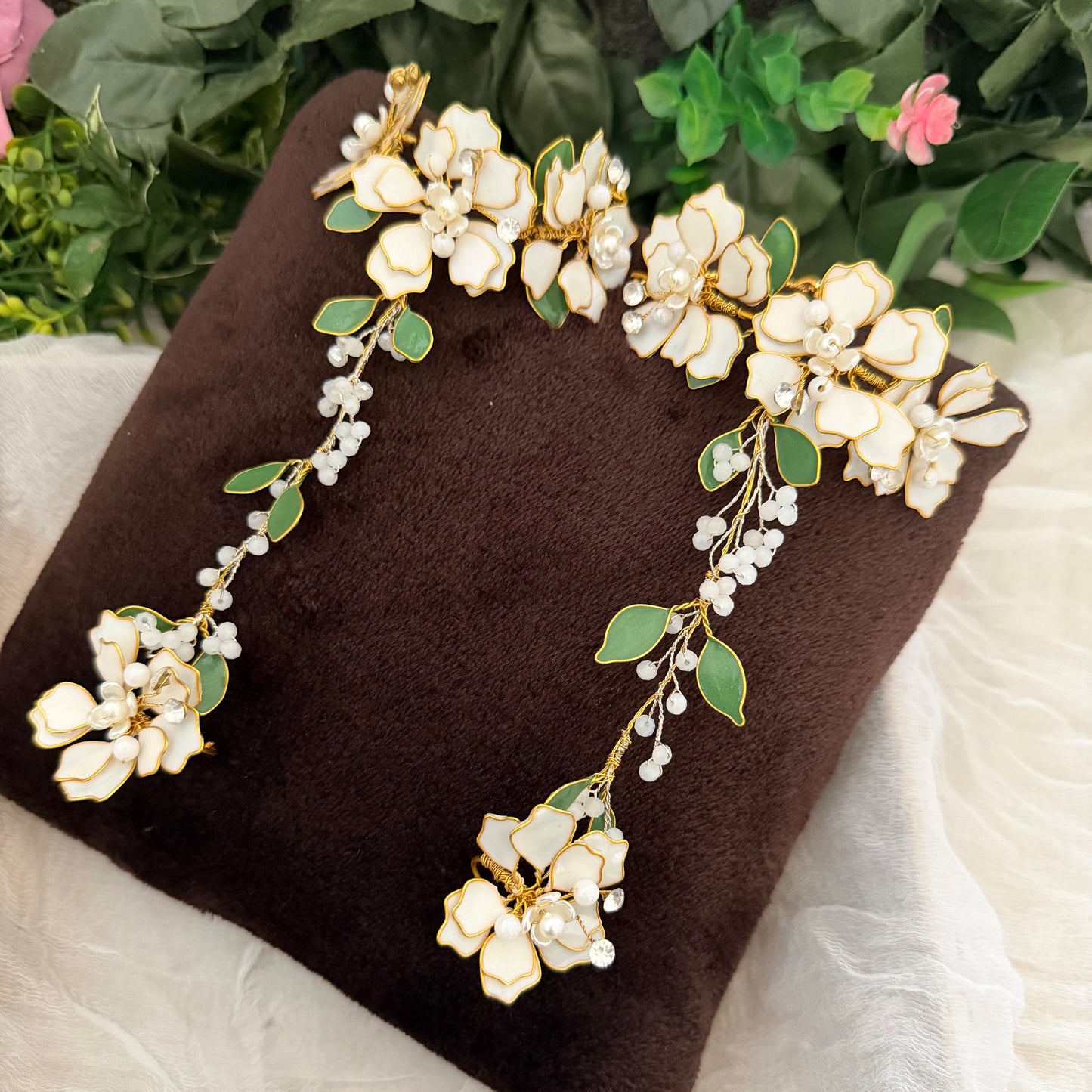 Rosalie hand Harness