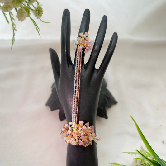 Pastel Riley Hand Harness