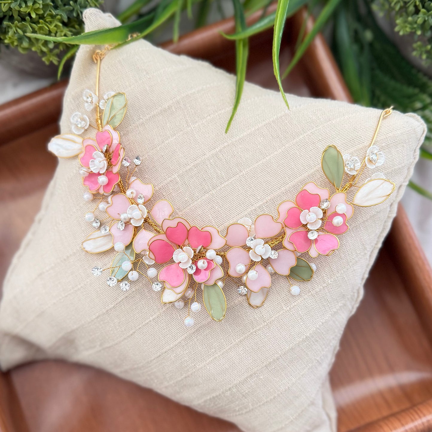 Amirah Necklace & earrings