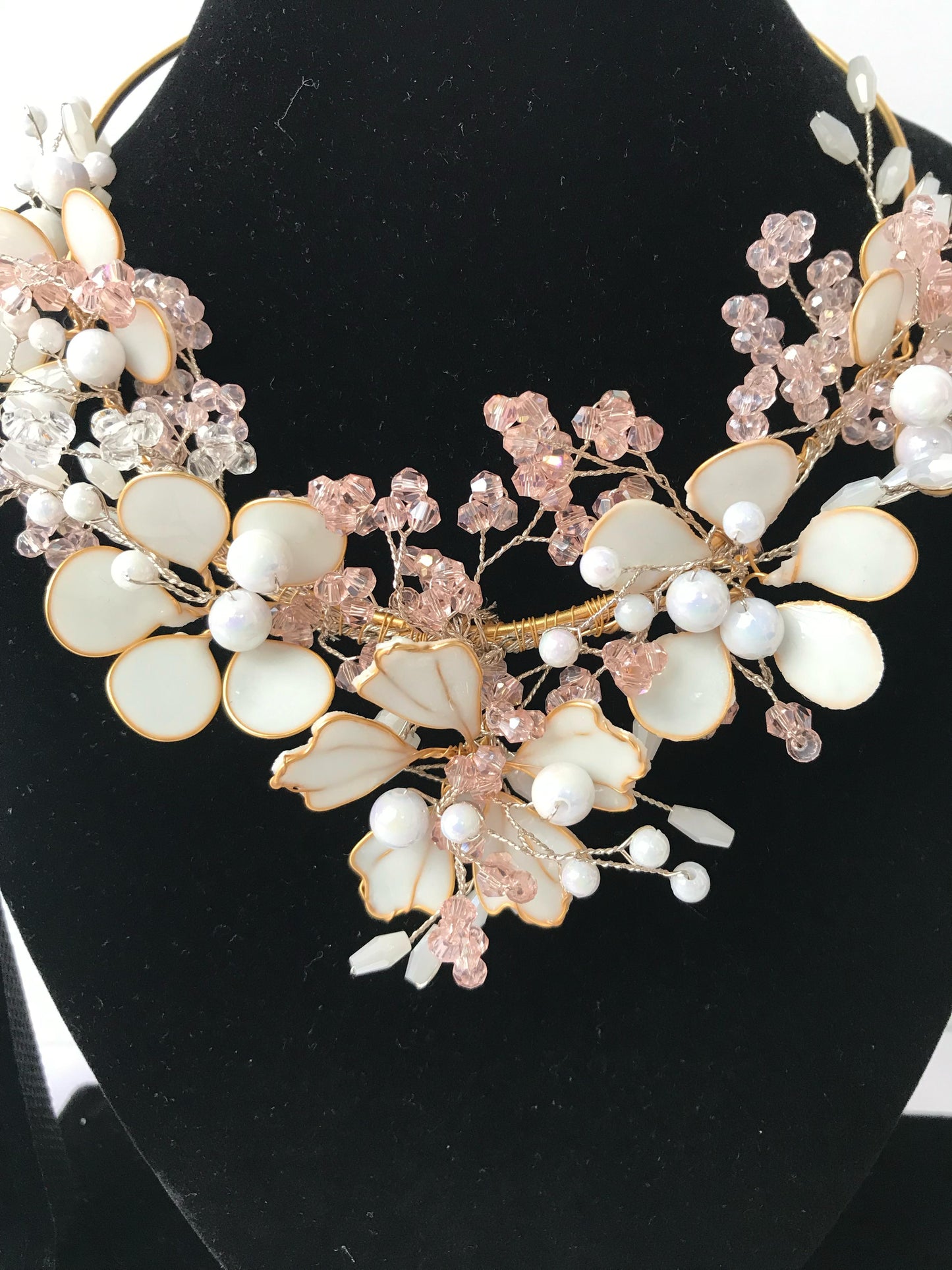 Ariana Necklace & earrings