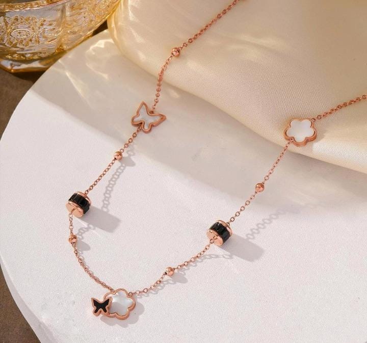 Mariah Chain with Pendent