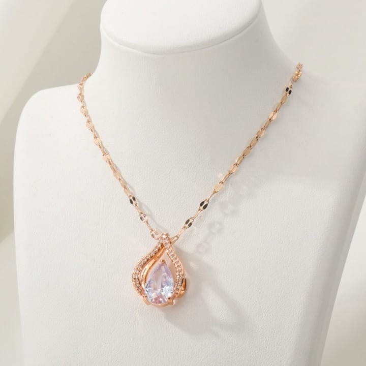 Esmeralda Chain with Pendent