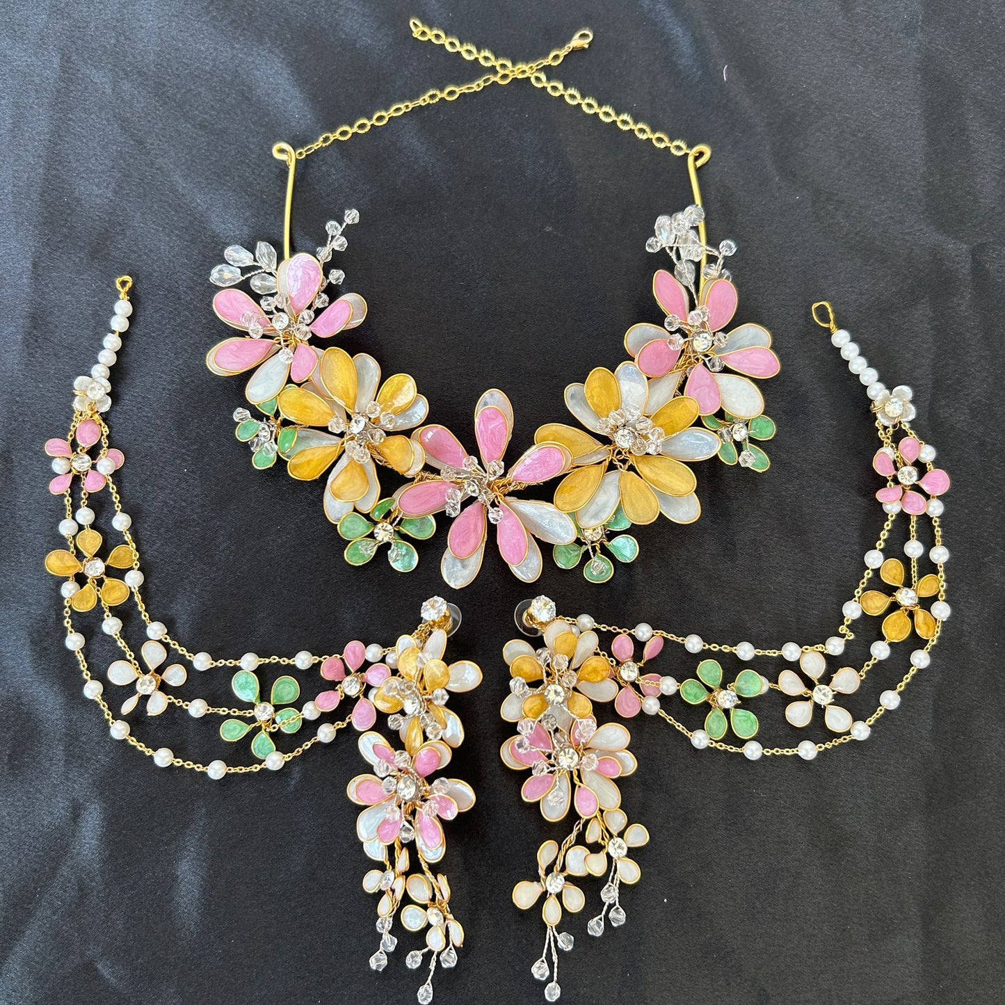 Hazel Necklace & earrings