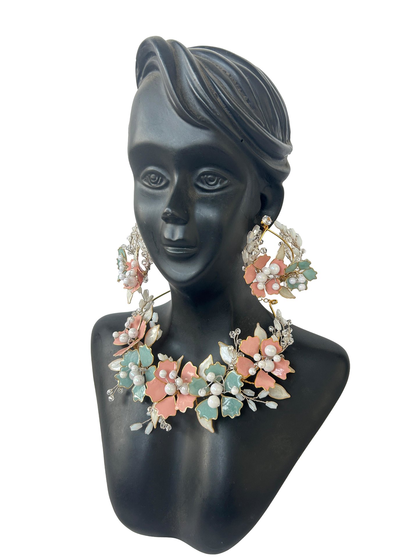 Lucia Necklace & earrings