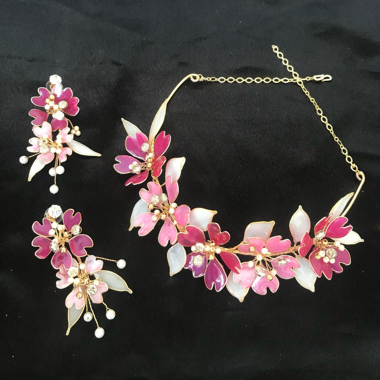 Sarah Necklace & earrings