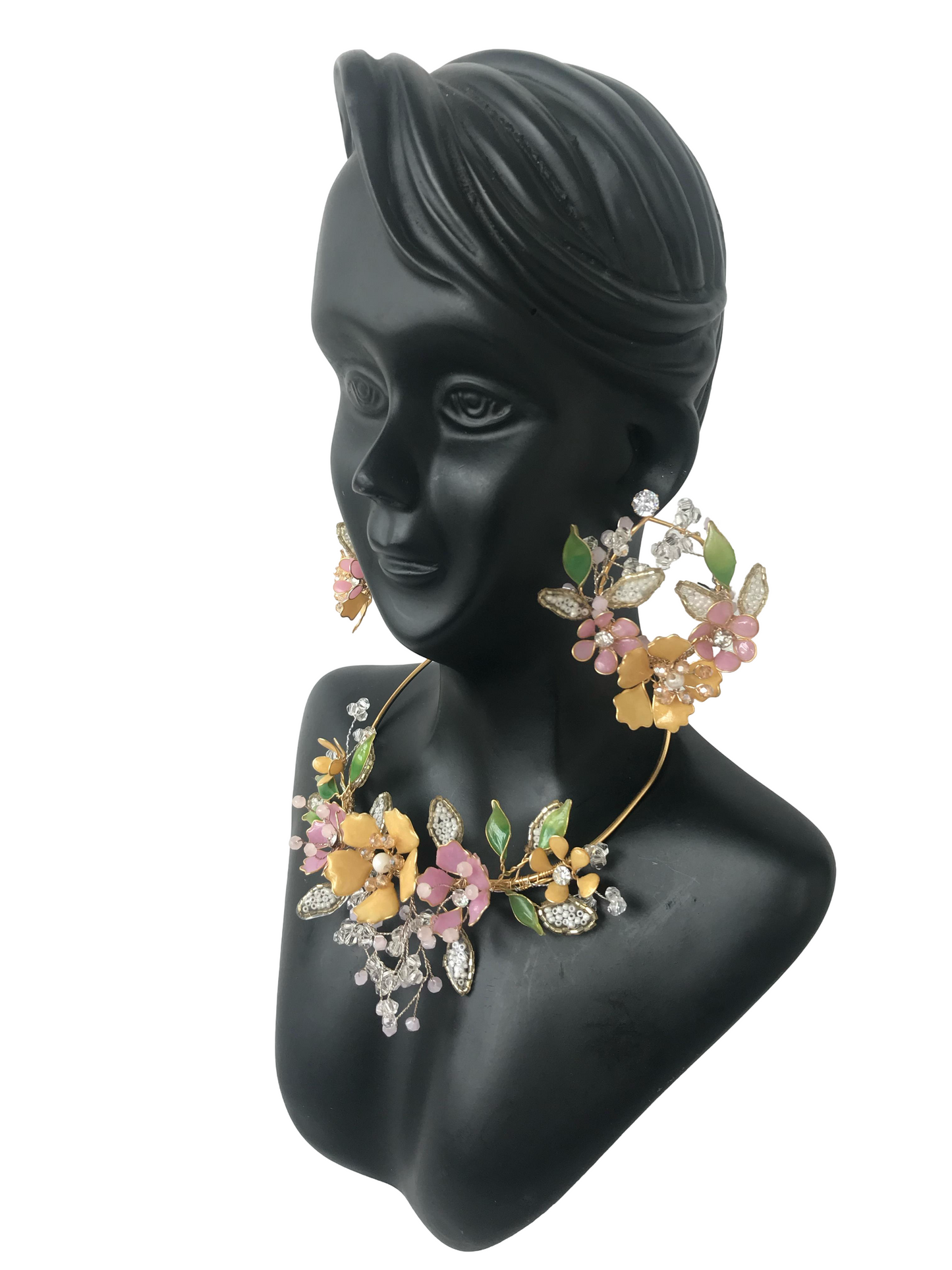 Claire Necklace & earrings