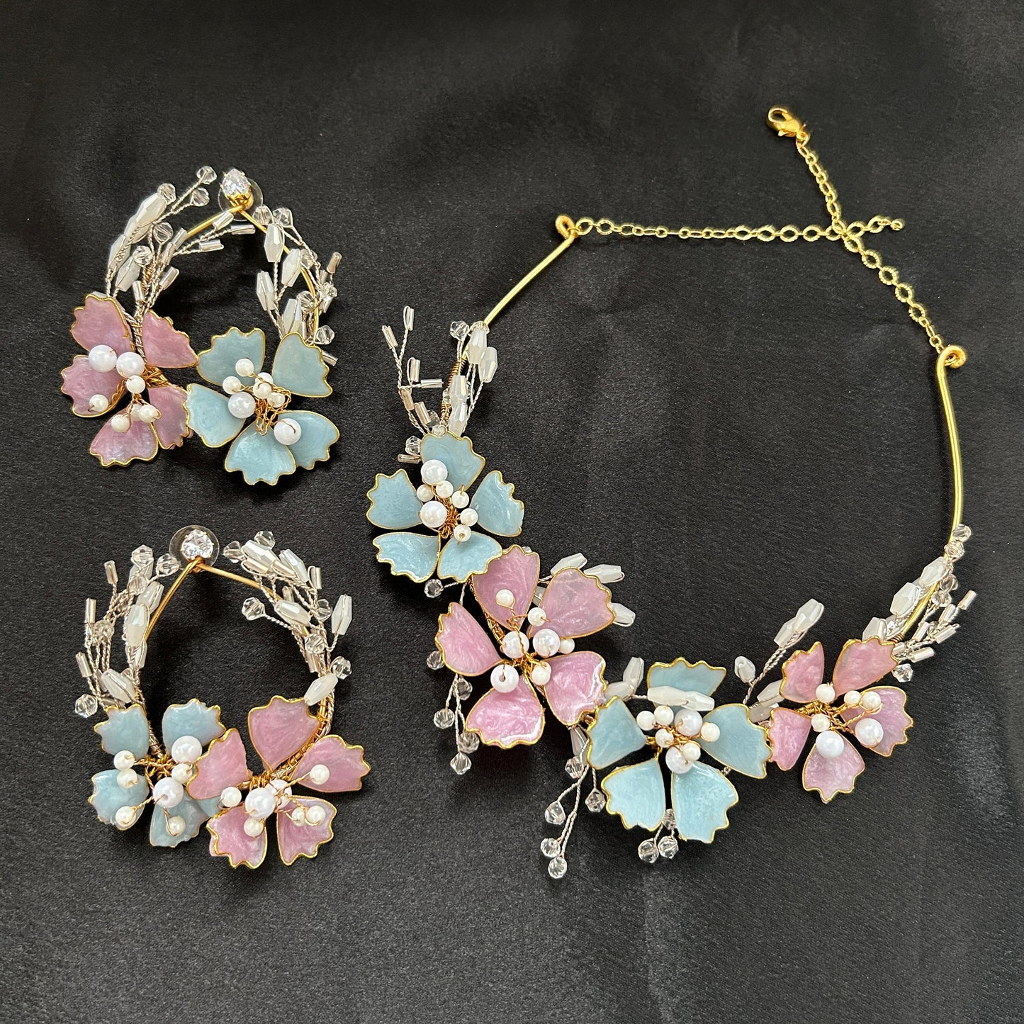 Kylie Necklace & earrings