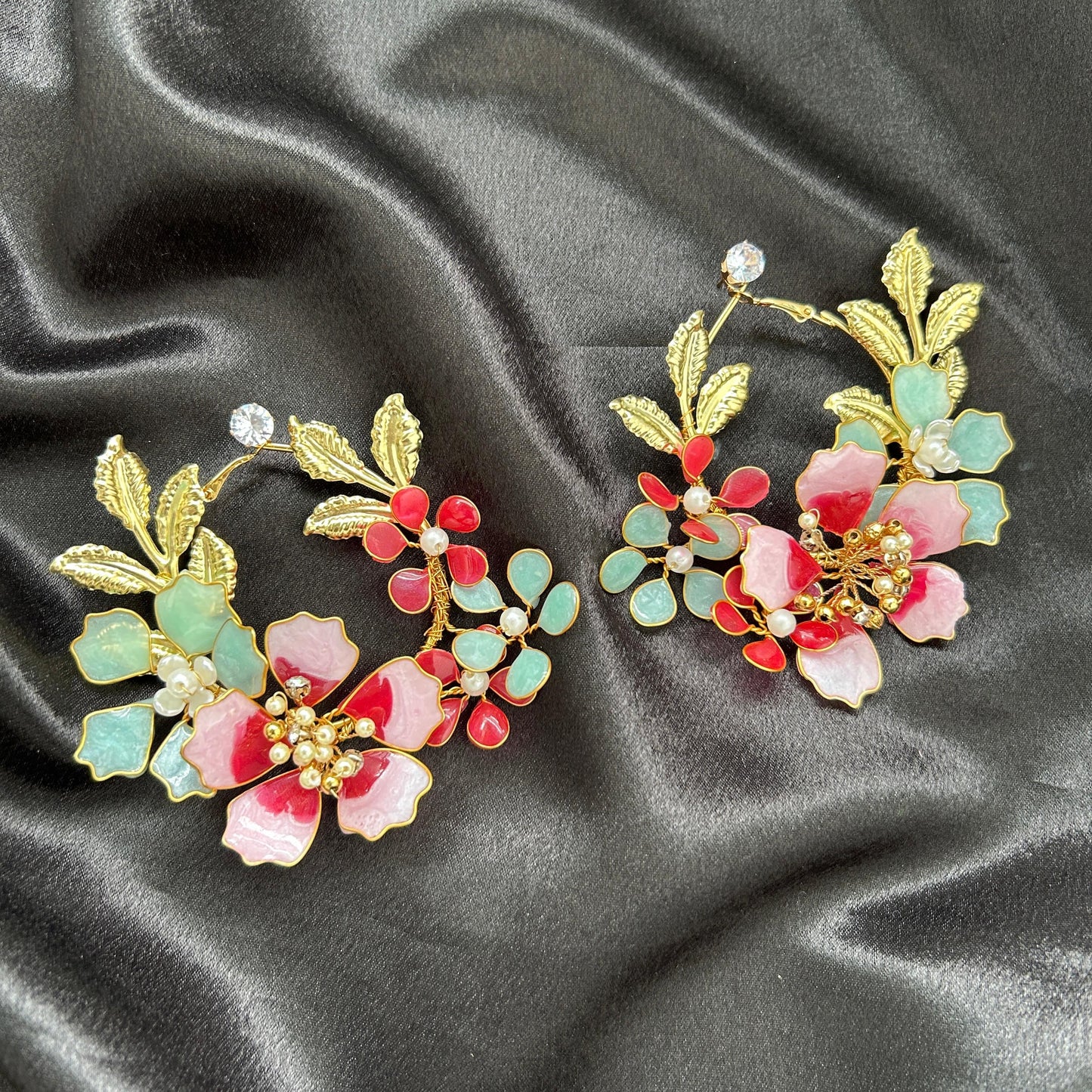 Amora Earrings