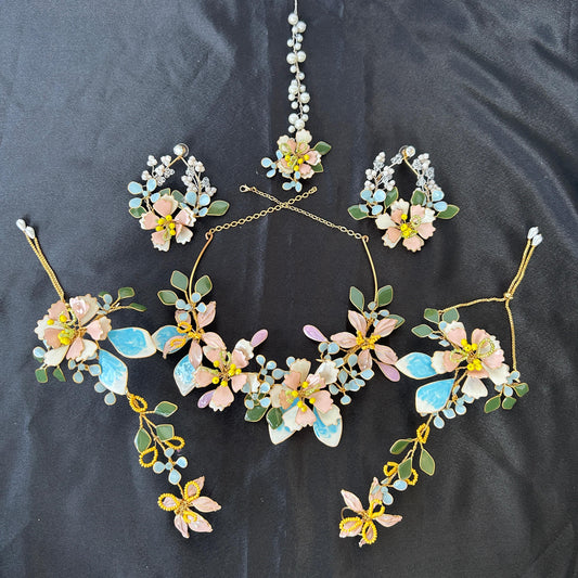 Amelia Set