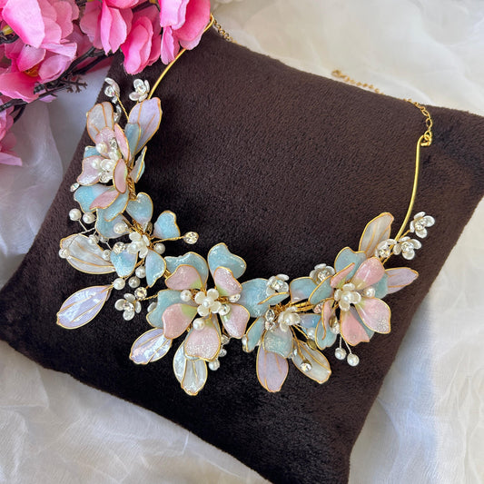 Nora Necklace & earrings