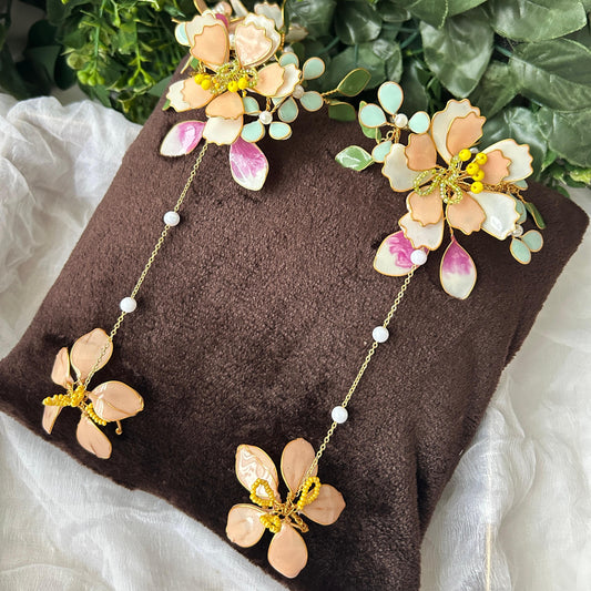 Lilly hand Harness