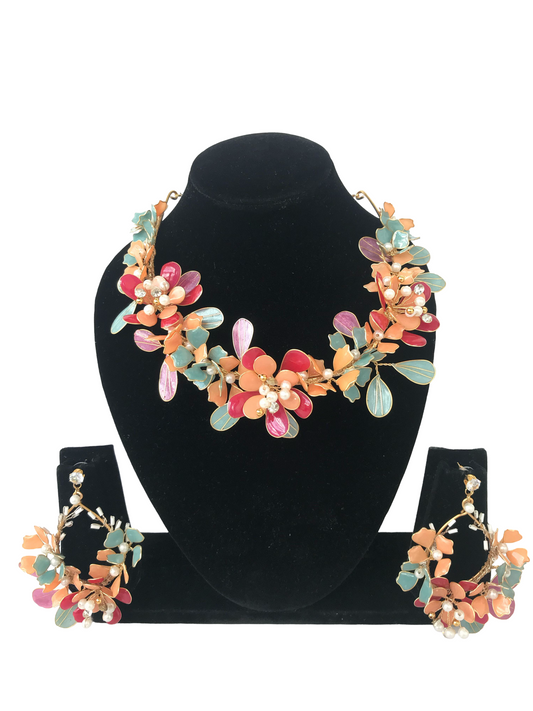 Victoria Necklace & earrings