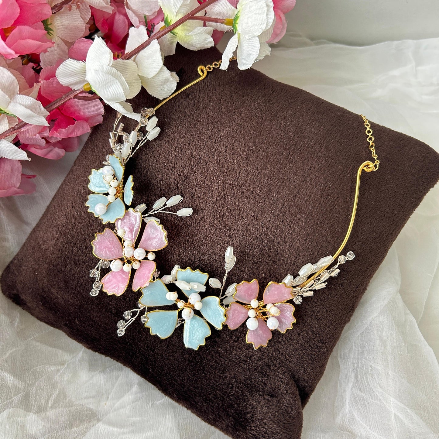 Kylie Necklace & earrings