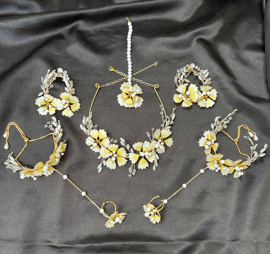 Alora Set