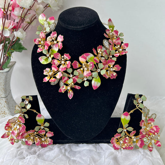 Selena Necklace & earrings