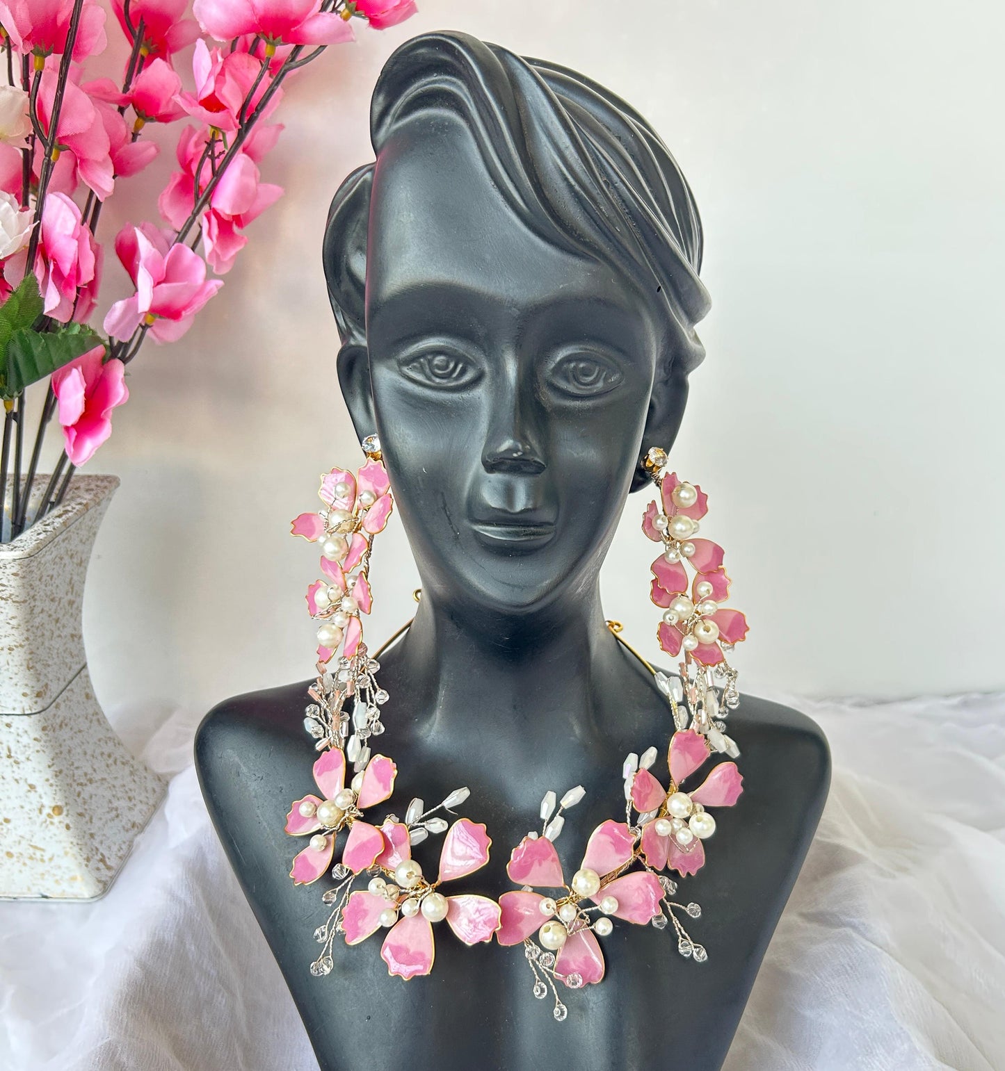 Eliana Necklace & earrings