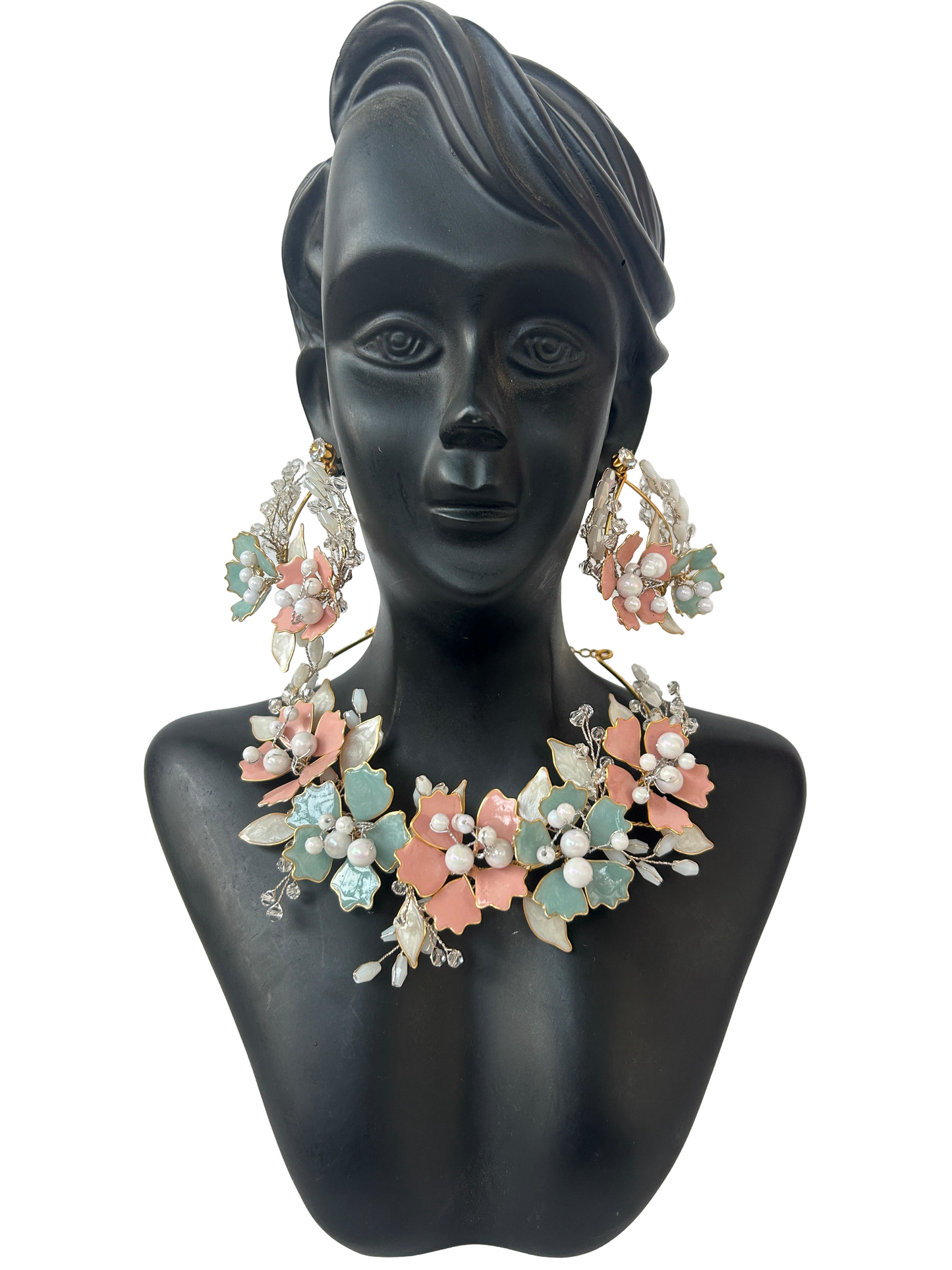 Lucia Necklace & earrings