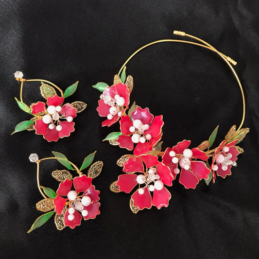 Lyla Necklace & earrings