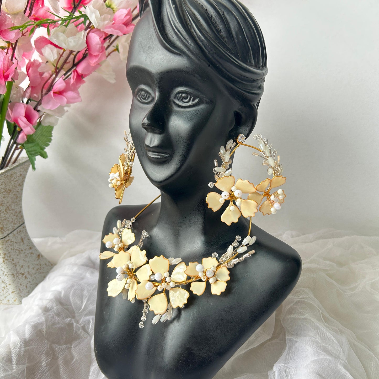 Delaney Necklace & earrings