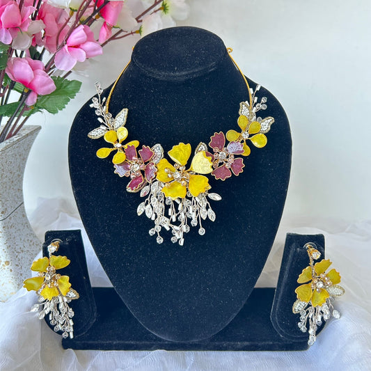Nova Necklace & earrings