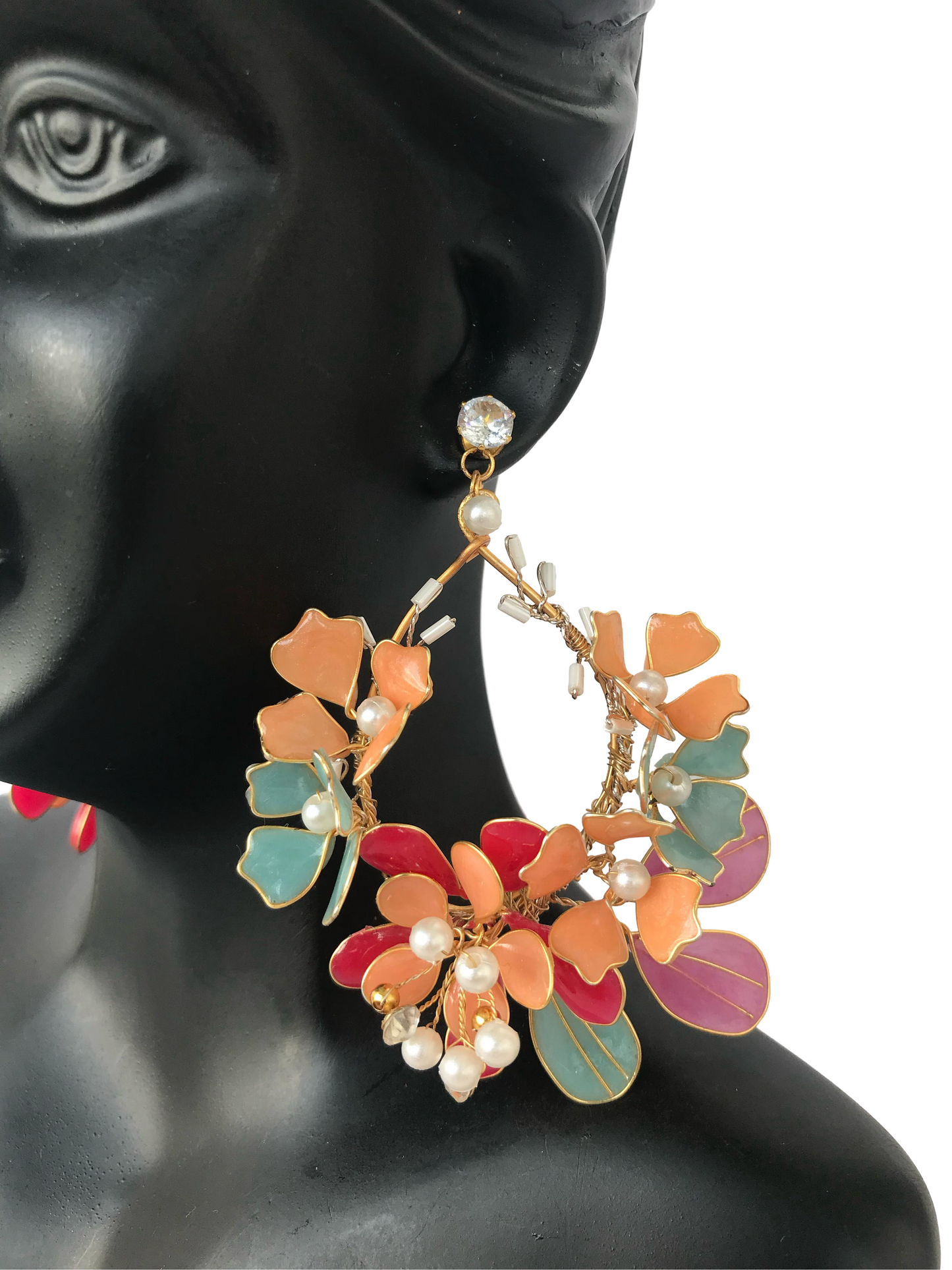 Victoria Necklace & earrings