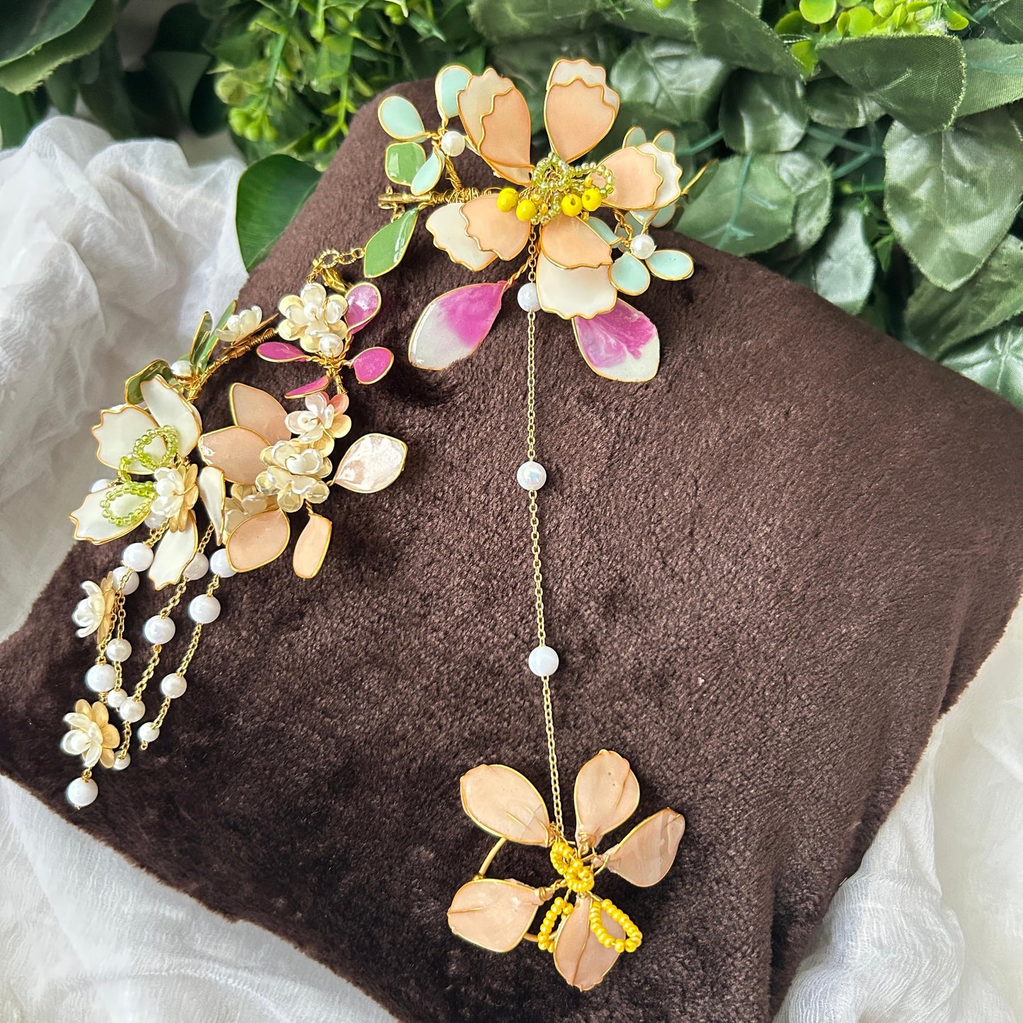 Lilly hand Harness