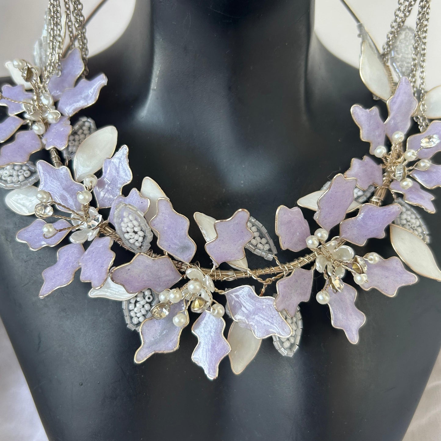 Lily Necklace & earrings