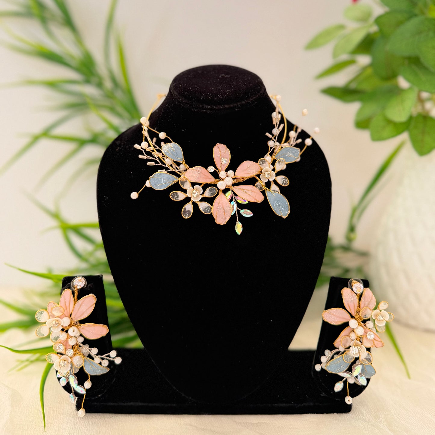 Everly Necklace & earrings