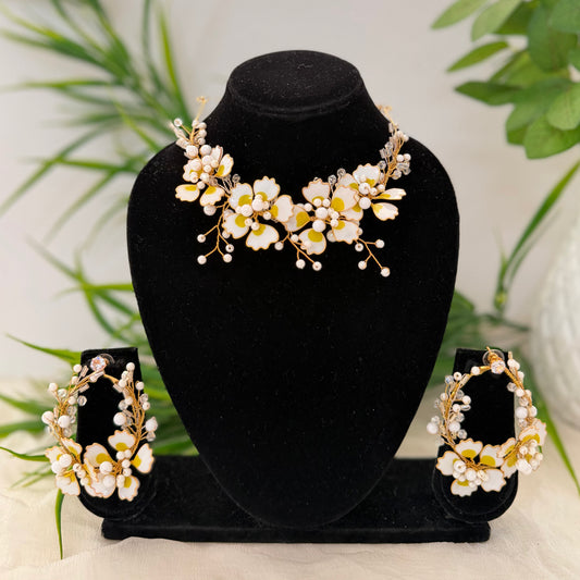 Alora Necklace & earrings