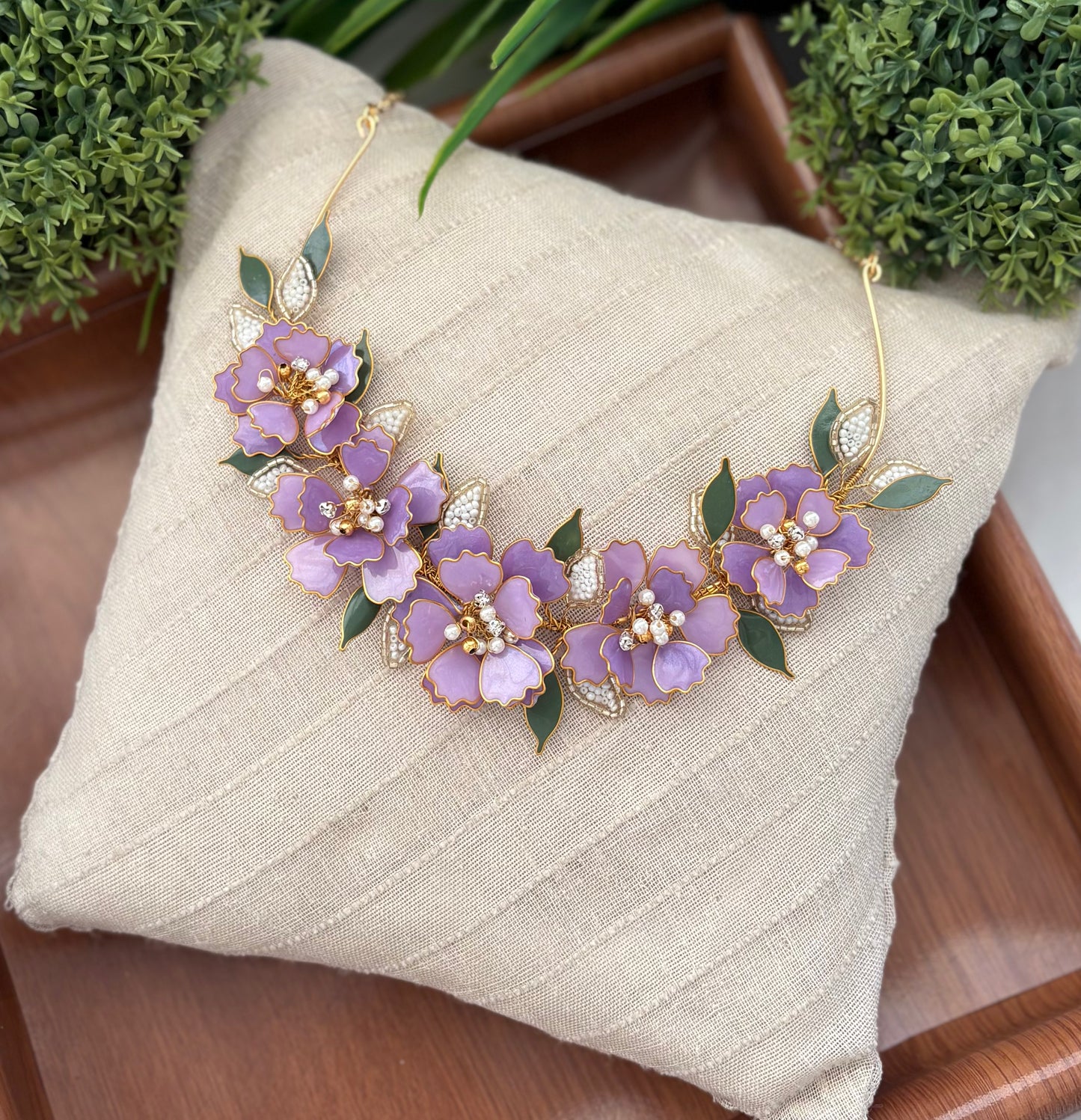 Fleuris Necklace & earrings