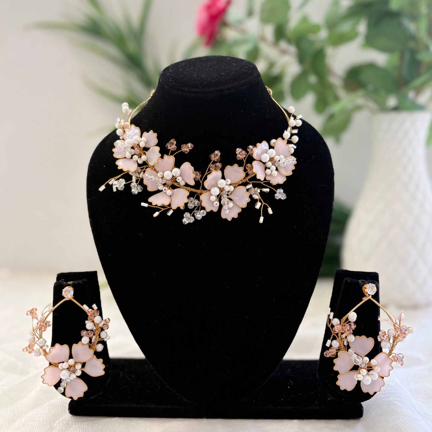 Zavera Necklace & earrings