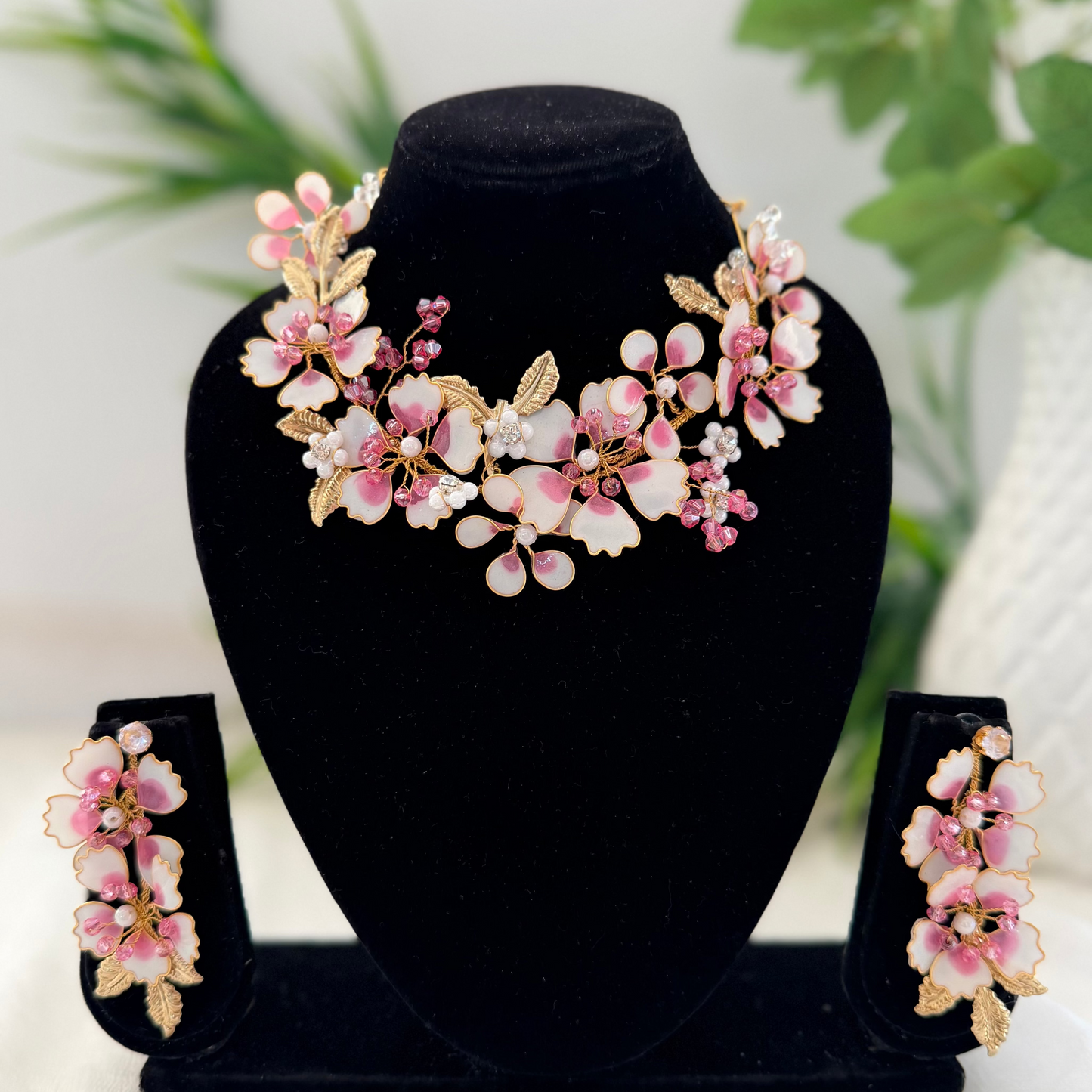 Elane Necklace & earrings