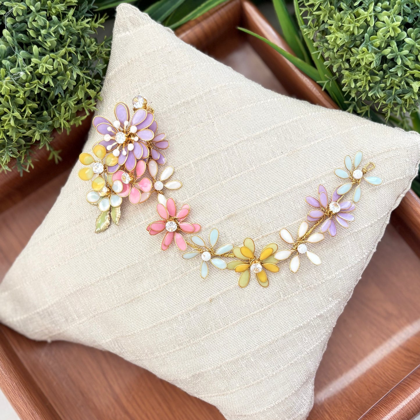 Fiora Necklace & Earrings