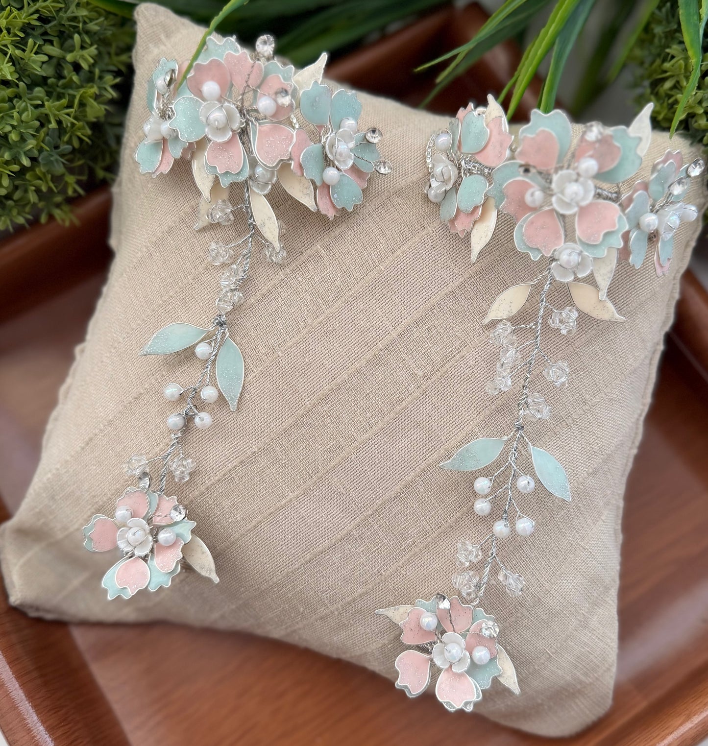 Daleyza hand Harness