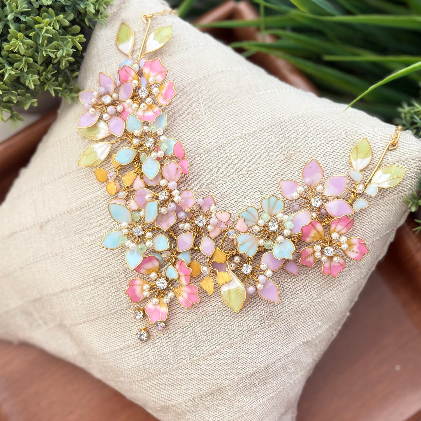 Arya Necklace & earrings