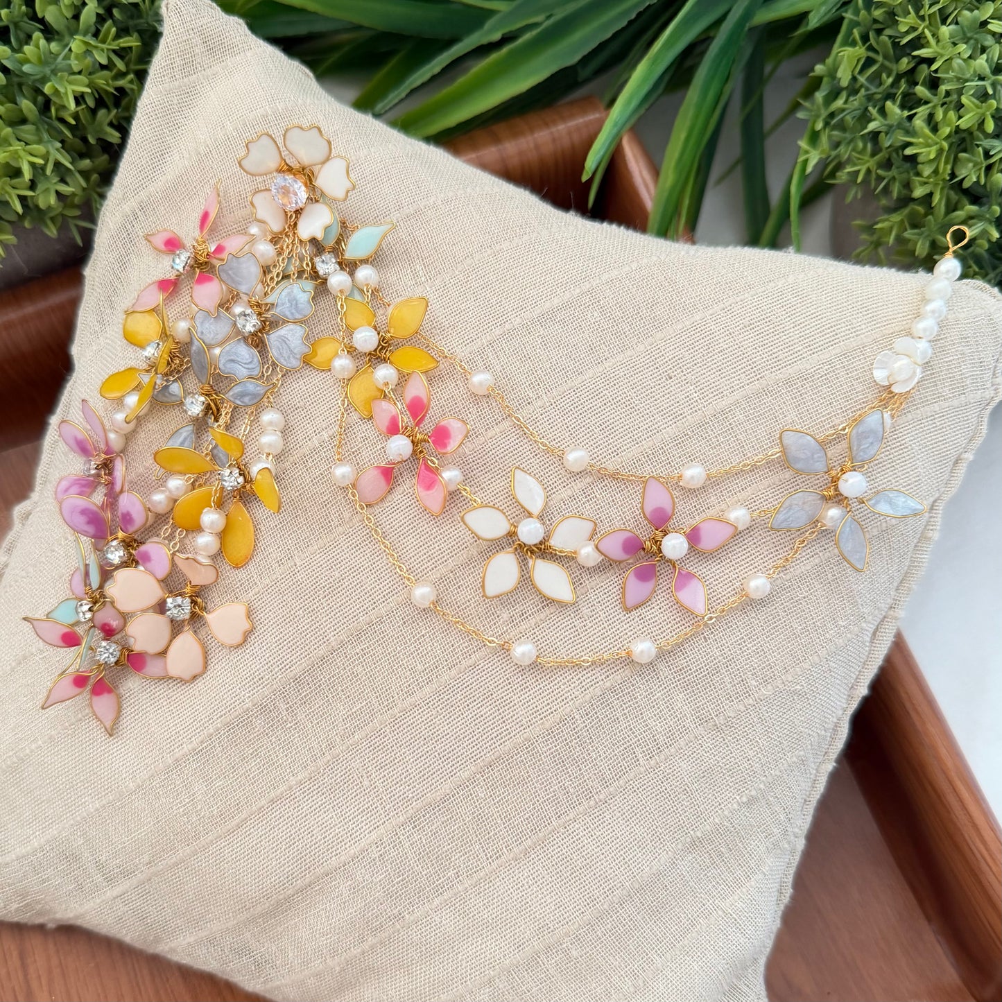 Glorina Necklace & earrings