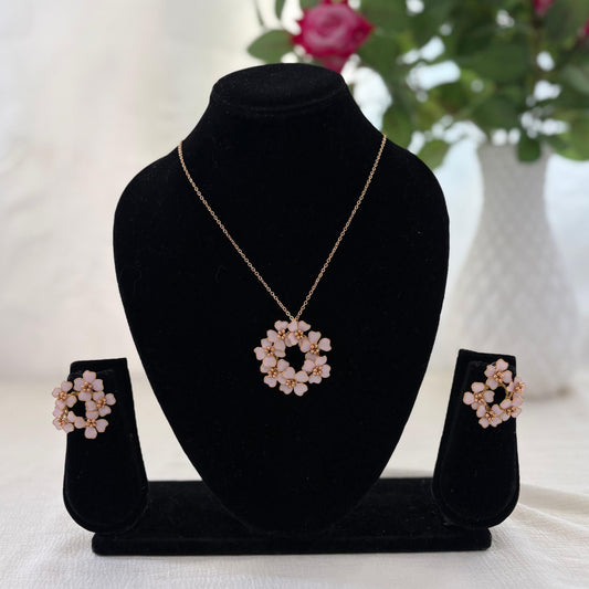 Jasmine Pendant & Stud