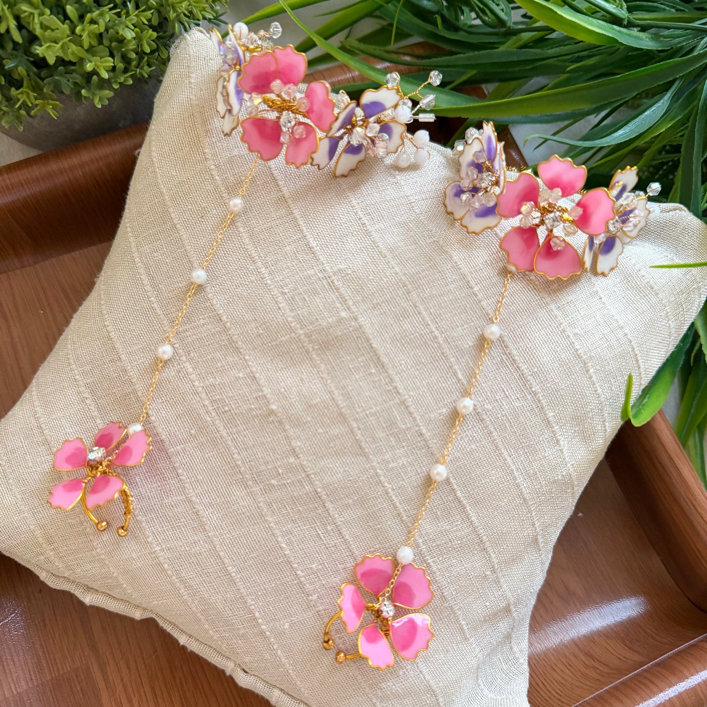 Bellisse hand Harness