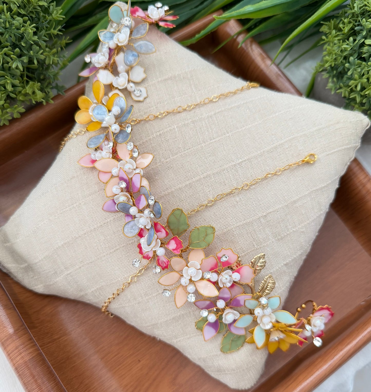 Glorina hand Harness