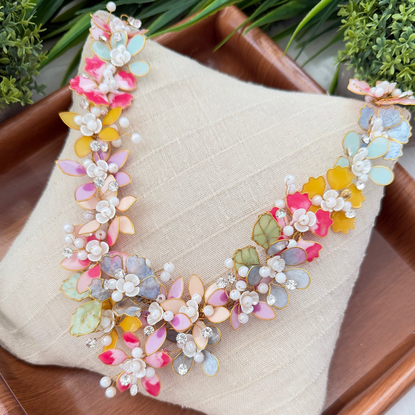 Glorina Necklace & earrings